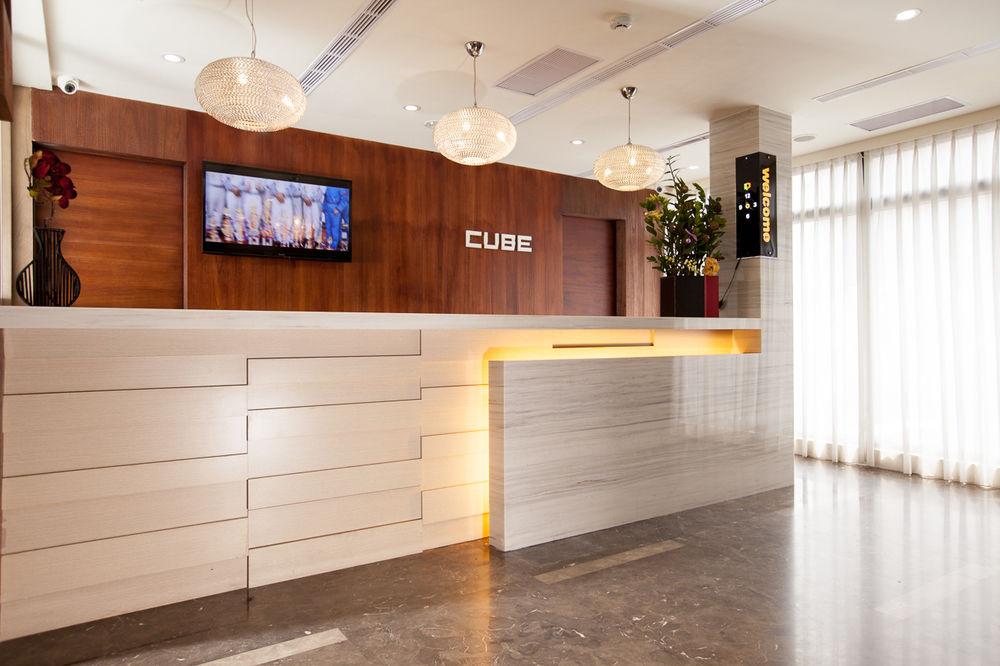 Hotel Cube Taichung Dış mekan fotoğraf