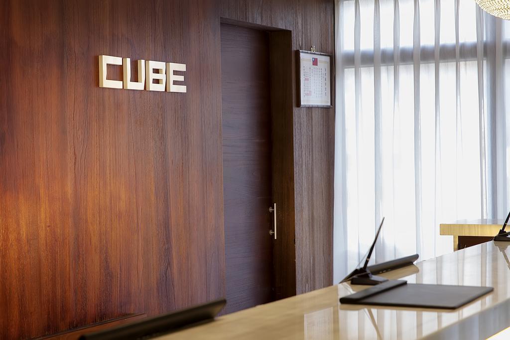 Hotel Cube Taichung Dış mekan fotoğraf