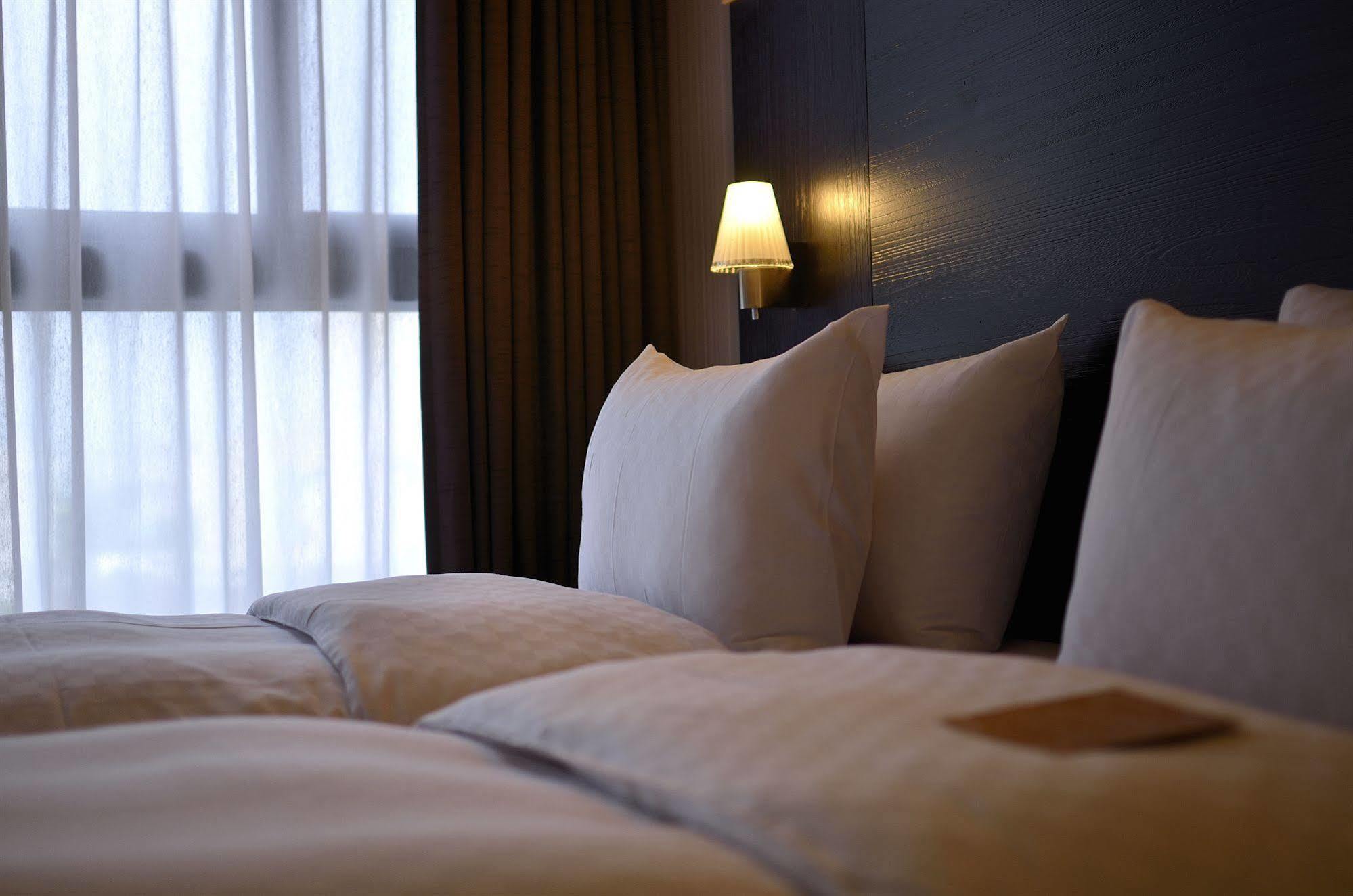 Hotel Cube Taichung Dış mekan fotoğraf